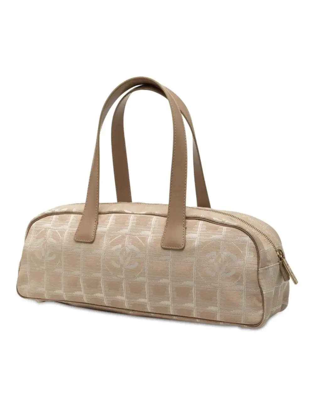 CHANEL elevate your